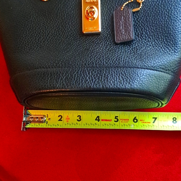 🎁 NEW Coach Lane Black Bucket C8399 Bag - Picture 13 of 16
